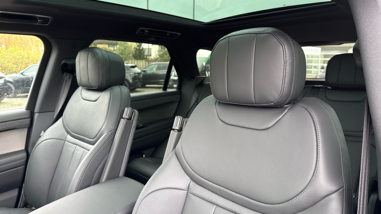 Land Rover Range Rover Sport 3.0 D250 Edition 5dr Auto Diesel Estate